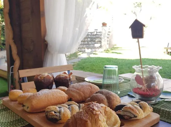 Favola Exclusive Bed & Breakfast 4*