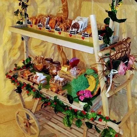 فندق مبيت وإفطار Favola B&B بيسكارا