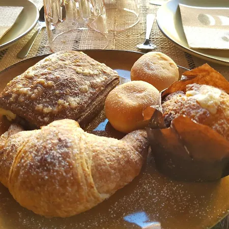 Alojamento de Acomodação e Pequeno-almoço Favola Exclusive