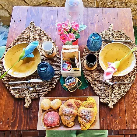 Favola B&B Bed & Breakfast 4*