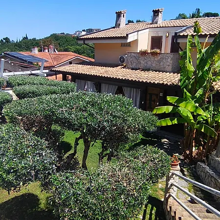 Favola Bed and Breakfast