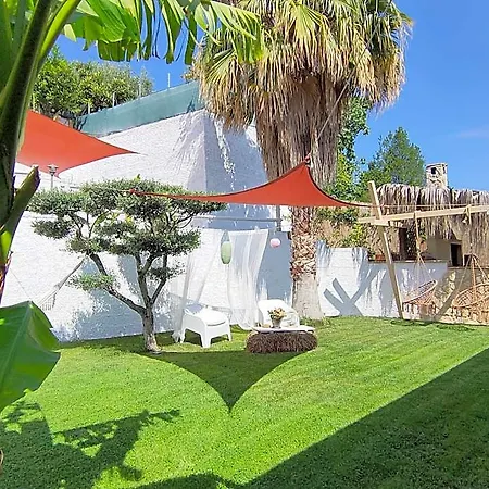 Favola Bed & Breakfast 4*
