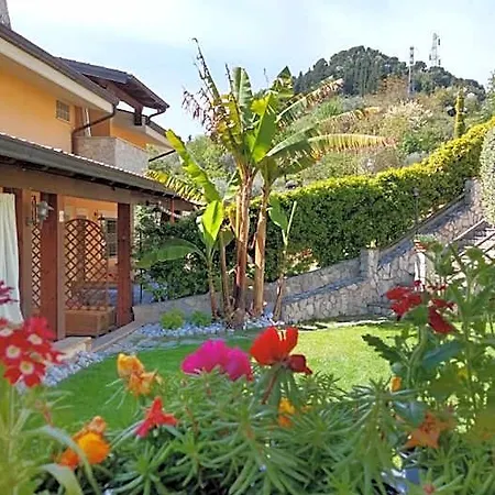 Favola Bed & Breakfast 4*