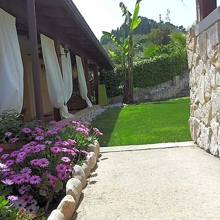 Bed & Breakfast Favola